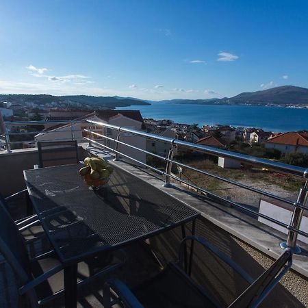 Apartments Little Paradise Трогир Екстериор снимка